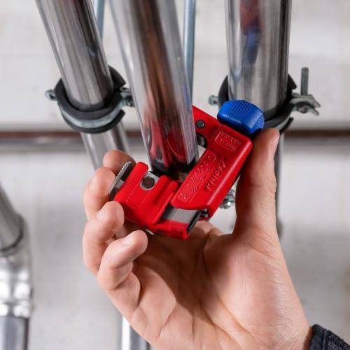 Knipex TubiX S Mini Pipe Cutter (Ã˜ 3-30mm) 90 31 01